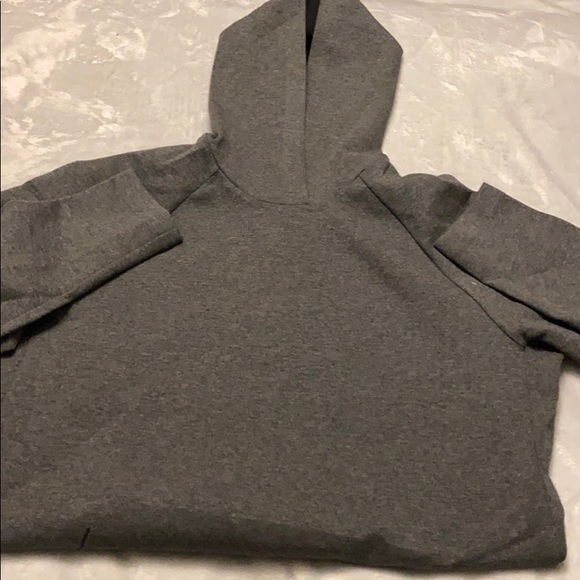 RYU Sweatshirt - Picture 3 of 9